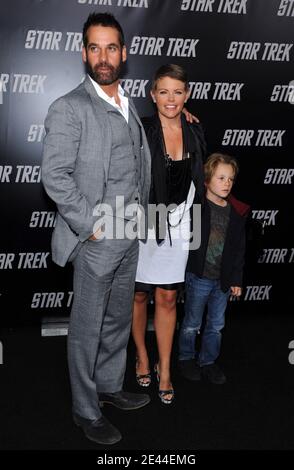 'Natalie Maines et Adrian Pasdar assiste à la première de Paramount Pictures 'Star Trek' qui s'est tenue au théâtre chinois de Grauman à Hollywood. Los Angeles, le 30 avril 2009. Photo de Lionel Hahn/ABACAPRESS.COM (en photo : Natalie Maines, Adrian Pasdar, Dixie Chicks)' Banque D'Images