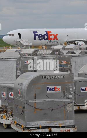 Atmosphère au FedEx fret à l'aéroport Roissy Charles de Gaulle, près de ...