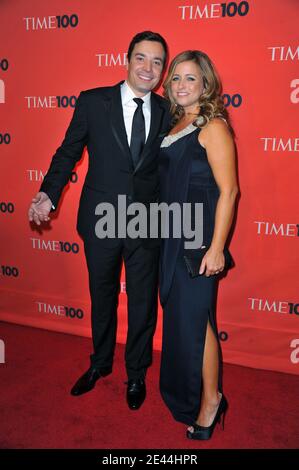 Personnalité de la télévision Jimmy Fallon et Nancy Juvonen lors du Gala des 100 personnes les plus influentes du Time Magazine, qui s'est tenu au Frederick P. Rose Hall, Jazz au Lincoln Center de New York City, NY, États-Unis, le 5 mai 2009. Photo de Gregorio Binuya/ABACAPRESS.COM Banque D'Images