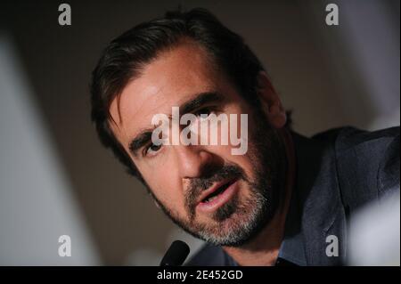 Eric Cantona assiste à l'appel photo de ''recherche d'Eric'' au 62e Festival de Cannes. Cannes, France, 18 mai 2009. Photo de Lionel Hahn/ABACAPRESS.COM' Banque D'Images