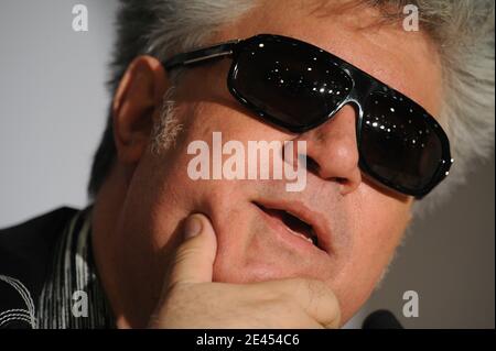 Pedro Almodovar assiste à la conférence de presse de 'Los Abrazos Rotos' au 62e Festival de Cannes, France, le 19 mai 2009. Photo de Lionel Hahn/ABACAPRESS.COM Banque D'Images