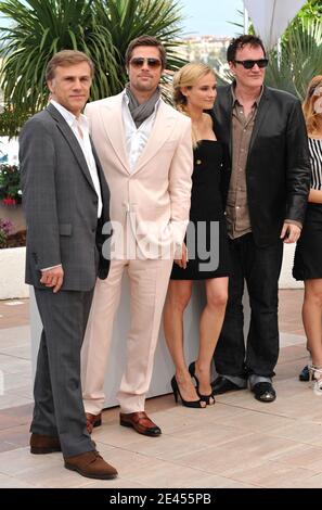 Diane Kruger, Brad Pitt et Quentin Tarantino posent à un photocall pour le film « Inglourious Basterds » qui s'est tenu au Palais des Festival lors du 62e Festival international du film de Cannes, le 20 mai 2009. Photo de Lionel Hahn/ABACAPRESS.COM Banque D'Images