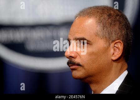 Le procureur général Eric Holder annonce une nouvelle initiative ''pour lutter contre la fraude de Medicare et protectæ les dollars des contribuables.'''au ministère de la Justice à Washington le 20 mai 2009. Photo par Olivier Douliery/ABACAPRESS.COM (en photo : Eric Holder) ' Banque D'Images