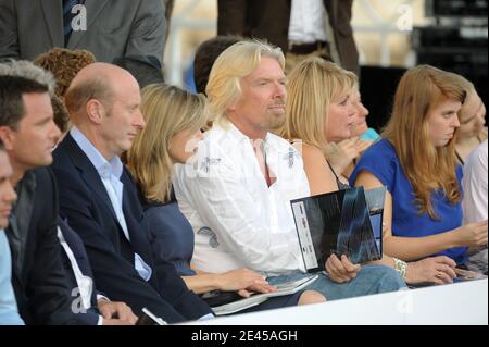 Sir Richard Branson, PDG de Virgin, participe au salon de mode Amber et à la vente aux enchères qui se tiennent au Meridien Beach Plaza de Monte Carlo, Principauté de Monaco, le 22 mai 2009. Photo de Nebinger-Orban/ABACAPRESS.COM Banque D'Images