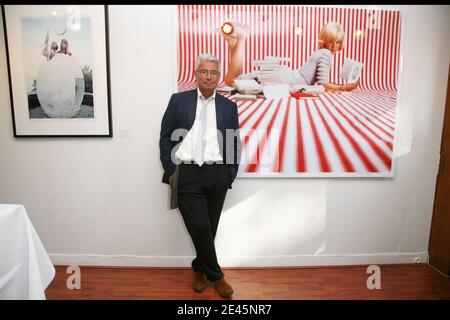 Jean-Marie Perier assiste à l'inauguration de l'exposition du photographe Jean-Marie Perier à Paris, France, le 4 juin 2009. Photo de Denis Guignebourg/ABACAPRESS.COM Banque D'Images