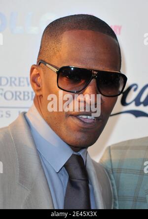 L'acteur Jamie Foxx participe au gala du 75e anniversaire de l'Apollo Theatre à New York, NY, USA le 8 juin 2009. Photo de Gregorio Binuya/ABACAPRESS.COM Banque D'Images