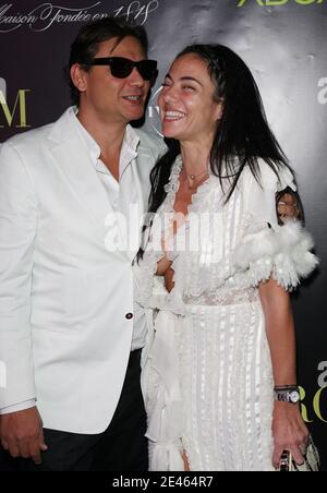 Valery Zeitoun et son épouse Sandra assistent à la fête Label AZ qui s'est tenue à la salle VIP de Paris, France, le 19 juin 2009. Photo de Marco Vitchi/ABACAPRESS.COM Banque D'Images