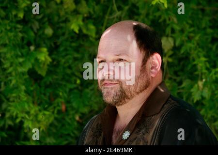 Jason Alexander, de Seinfeld, tient une conférence de presse à Jérusalem, en Israël, le 24 juin 2009. Alexander parle des projets du film OneVoice Movement qui incluent des jeunes israéliens et palestiniens pour filmer des histoires imaginant ce que la région pourrait ressembler à dix ans à partir de 2008. Le projet s'appelle « imagine 2018 » et deux films ont été réalisés, l'un intitulé « UN soldat et UN garçon » et l'autre, « tel Aviv -Damas Express ». Photo par Olivier Fitoussi/ABACAPRESS.COM Banque D'Images