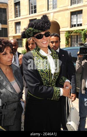 Le Qatar, Sheikha Mozah Bint Nasser Al Monnad, a été inauguré en tant que membre permanent de l'Académie des Beaux-Arts de l'Institut de France, à Paris, le 24 juin 2009, le dernier jour de sa visite d'État en France. Photo par Ammar Abd Rabbo/ABACAPRESS.COM Banque D'Images