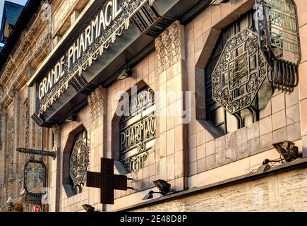 Rouen, France : rue du gros horloge, HDR image Banque D'Images