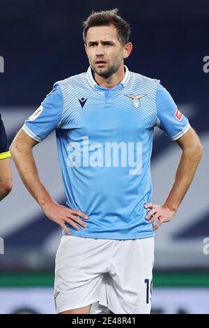 Senad Lulic du Latium réagit pendant la coupe d'Italie, ronde de 16 match de football entre SS Lazio et Parme Calcio le 21 janvier 2021 au Stadio Olimpico à Rome, Italie - photo Federico Proietti / DPPI / LiveMedia Banque D'Images