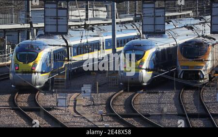 Eurostar s'entraîne au dépôt de maintenance du centre d'ingénierie Eurostar de Temple Mills, Londres. L'exploitant a été durement touché par la crise du coronavirus, avec une baisse de 95 % du nombre de passagers. Date de la photo: Vendredi 22 janvier 2021. Banque D'Images