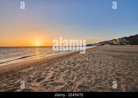 Plage Playa del Matorral au coucher du soleil, Fuerteventura, îles Canaries, Espagne Banque D'Images