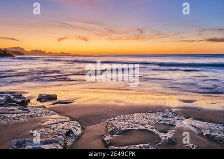 Playa de la Pared Beach au coucher du soleil, Fuerteventura, îles Canaries, Espagne Banque D'Images