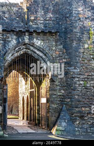 Tour de la porte du château, château de Llandaff, Cardiff Banque D'Images