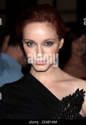 Christina Hendricks arrive au Mad Men Season 3 Premiere au Directors Guild of America Theatre de Los Angeles, Californie, Etats-Unis, le 03 août 2009. Photo d'Adam Orchon/ABACAPRESS.COM (en photo : Christina Hendricks) Banque D'Images