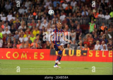 Thierry Henry de Barcelone lors du match de football final de la Super Cup espagnole, FC Barcelone vs Athletic Bilbao au stade Nou Camp de Barcelone, Espagne, le 23 août 2009. Barcelone a gagné 3-0. Photo de Steeve McMay/ABACAPRESS.COM Banque D'Images