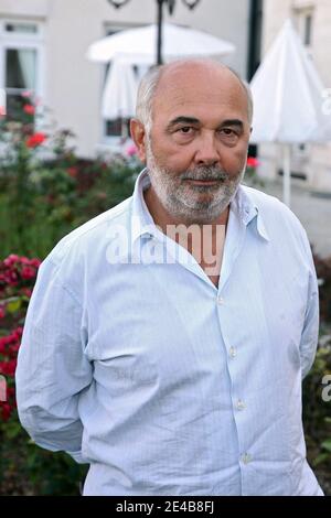 Gerard Jugnot pose lors du 2ème Festival du film d'Angoulême qui s'est tenu à Angoulême, France, le 29 août 2009. Photo de Denis Guignebourg/ABACAPRESS.COM Banque D'Images