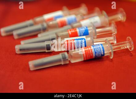 Vue d'ensemble des vaccins contre la grippe lors de ses visites dans une maison de personnes âgées à Rosny-sous-Bois, près de Paris, France, le 24 septembre 2009. Photo de Nicolas Gouhier/ABACAPRESS.COM Banque D'Images