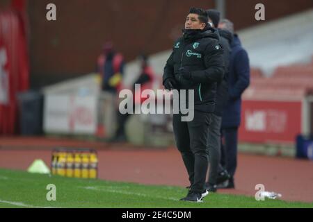 Stoke on Trent, Royaume-Uni. 22 janvier 2021. Xisco, directeur de Watford, lors du match de championnat EFL Sky Bet entre Stoke City et Watford au stade bet365, Stoke-on-Trent, en Angleterre, le 22 janvier 2021. Photo de Jurek Biegus. Utilisation éditoriale uniquement, licence requise pour une utilisation commerciale. Aucune utilisation dans les Paris, les jeux ou les publications d'un seul club/ligue/joueur. Crédit : UK Sports pics Ltd/Alay Live News Banque D'Images