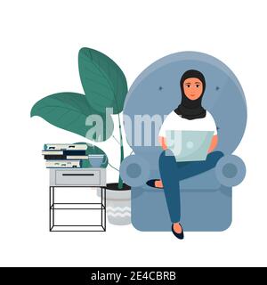 Femme arabe attrayante avec hijab assis et travaillant avec un ordinateur portable. Travail indépendant, concept d'éducation en ligne. Femme souriante à l'intérieur isolée sur Illustration de Vecteur