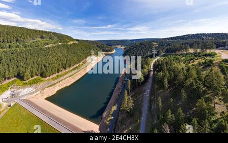 Allemagne, Thuringe, Goldisthal, barrage, forêt, mur du barrage, vue aérienne Banque D'Images