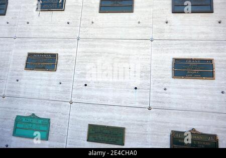 Glendale, Californie, États-Unis 18 janvier 2021 UNE vue générale de l'atmosphère de la tombe de l'écrivain et rédacteur Forrest J. Ackerman et de la tombe de l'artiste Joe Grant au Forest Lawn Memorial Park le 18 janvier 2021 à Glendale, Californie, États-Unis. Photo par Barry King/Alay stock photo Banque D'Images