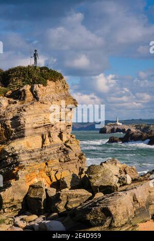 Plage d'El Camello et île de Mouro. Santander, Mer de Cantabrique, Cantabrie, Nord de l'Espagne, Europe Banque D'Images