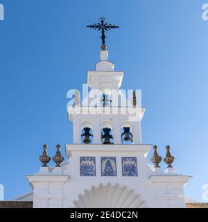 El Rocio, Espagne - 9 janvier 2021 : église Ermita del Rocio en Andalousie Banque D'Images