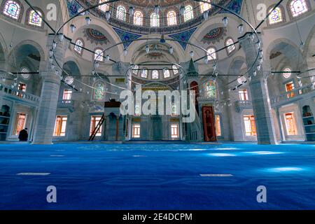 Intérieur de la mosquée Sokolu Mehmet Pasa à Beyoglu Istanbul Banque D'Images