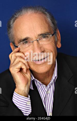 François de placards posant pour notre photographe à Paris, France, le 2009 octobre. Photo par VIM/ABACAPRESS.COM Banque D'Images