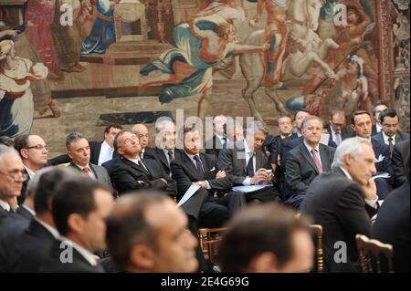 François Sarkozy, frère du Président français, a été vu lors du 4ème Conseil stratégique des industries de la santé (Conseil stratégique des industries de la Sante) à l'Elysée Palace à Paris, France, le 26 octobre 2009. Photo de Mousse/ABACAPRESS.COM Banque D'Images