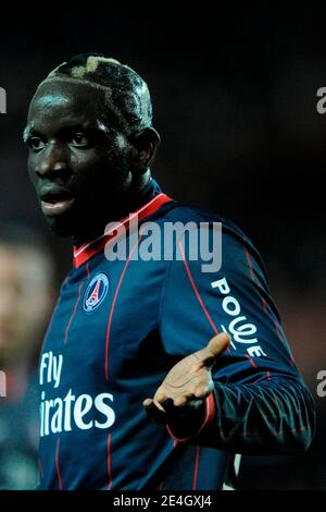 Mamadou Sakho du PSG lors du match de football de la Ligue française 1, Paris-Saint-Germain contre Auxerre à Paris, France, le 28 novembre 2009. PSG a gagné 1-0. Photo de Henri Szwarc/ABACAPRESS.COM Banque D'Images