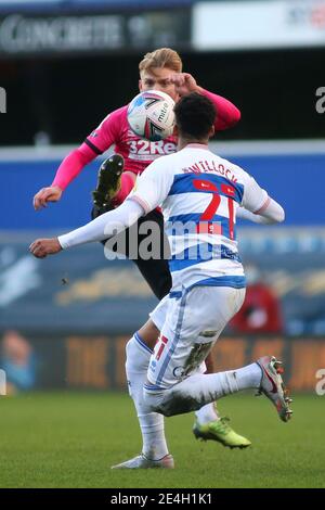 Londres, Royaume-Uni. 22 janvier 2021. LONDRES, ANGLETERRE. LE 23 JANVIER, Kamil Jozwiak, du comté de Derby, contrôle le ballon lors du match de championnat Sky Bet entre Queens Park Rangers et le comté de Derby au Kiyan Prince Foundation Stadium, Shepherd's Bush, Londres, le samedi 23 janvier 2021. (Credit: Federico Maranesi | MI News) Credit: MI News & Sport /Alay Live News Banque D'Images