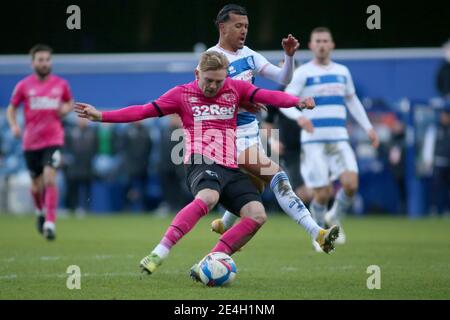 Londres, Royaume-Uni. 22 janvier 2021. LONDRES, ANGLETERRE. LE 23 JANVIER, Kamil Jozwiak, du comté de Derby, contrôle le ballon lors du match de championnat Sky Bet entre Queens Park Rangers et le comté de Derby au Kiyan Prince Foundation Stadium, Shepherd's Bush, Londres, le samedi 23 janvier 2021. (Credit: Federico Maranesi | MI News) Credit: MI News & Sport /Alay Live News Banque D'Images