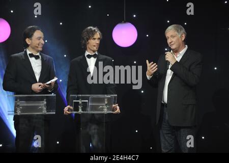 EXCLUSIF. Patrick Sébastien lors de la 4e cérémonie « Gerard de la télévision » qui s'est tenue au Théâtre Michel à Paris, France, le 7 décembre 2009. Ce spectacle paradique récompense le pire de la télévision française. Photo de Christophe Guibbbaud/ABACAPRESS.COM Banque D'Images