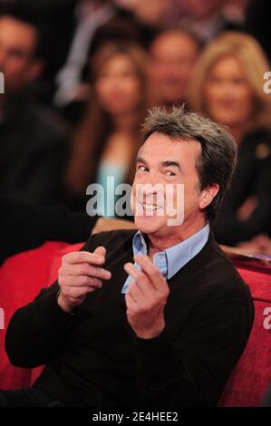 François Cluzet lors de l'enregistrement de l'émission Dimanche a Paris, France, le 4 novembre 2009. Photo Max Colin/ABACAPRESS.COM Banque D'Images