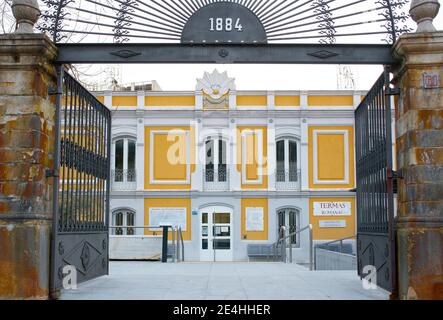 Banos de Montemayor, Espagne - 2 janv. 2021: Bâtiment du 19ème siècle de la station thermale de Banos de Montemayor, Caceres, Estrémadure, Espagne Banque D'Images