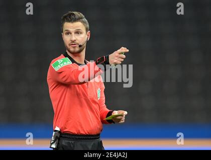 Berlin, Allemagne. 23 janvier 2021. Football: Bundesliga, Hertha BSC - Werder Bremen, Matchday 18 à Olympiastadion. Arbitre Daniel Schlager. Credit: Soeren Stache/dpa-Zentralbild/POOL/dpa/Alay Live News Banque D'Images