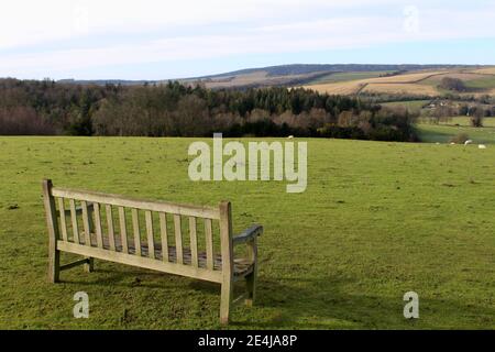 Vue depuis le haut West Dean Gardens, Chichester, West Sussex. En regardant vers le sud. Banque D'Images