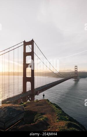 randonnée par le pont de la porte dorée Banque D'Images