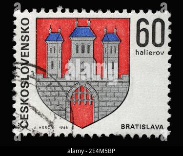 Le timbre imprimé en Tchécoslovaquie montre les armoiries de Bratislava, vers 1968 Banque D'Images