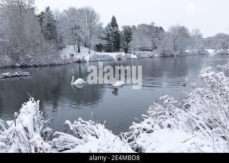 Cirencester capitale des Cotswolds en Grande-Bretagne romaine. Première chute de neige En janvier 2021 Banque D'Images