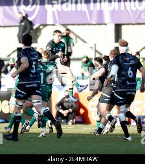 Galway Sportsgrounds, Galway, Connacht, Irlande. 24 janvier 2021. Guinness Pro 14 Rugby, Connacht versus Ospreys; John Porch prend le ballon pour Connacht Credit: Action plus Sports/Alay Live News Banque D'Images