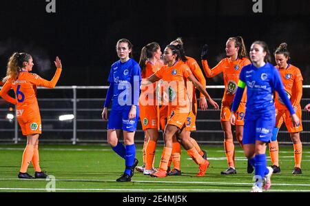 Genk, Belgique. 22 janvier 2021. Les joueurs de Gand en photo célèbrent après avoir été marqués lors d'un match de football féminin entre Racing Genk Ladies et AA Gent Ladies le onzième jour de match de la saison 2020 - 2021 de la Super League belge Scooore Womens, vendredi 22 janvier 2021 à Genk, Belgique . PHOTO SPORTPIX.BE | SPP | DAVID CATRY Credit: SPP Sport Press photo. /Alamy Live News Banque D'Images