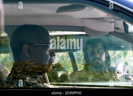 The Little Things est un film à venir de thriller de crime psychologique néo-noir américain écrit et réalisé par John Lee Hancock et produit par Hancock et Mark Johnson. Les stars de cinéma Denzel Washington, Rami Malek et Jared Leto dans les rôles principaux, avec Natalie Morales, Terry Kinney, Chris Bauer, Joris Jarsky, Isabel Arraiza et Michael Hyatt dans les rôles de soutien. Cette photographie est à usage éditorial exclusif et est le droit d'auteur de la compagnie de film et/ou le photographe affecté par la compagnie de film ou de production et ne peut être reproduite que par des publications en conjonction avec la promotion de la Banque D'Images