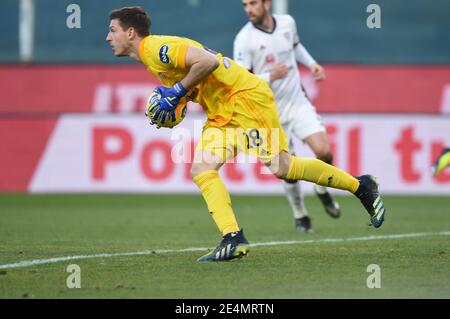 Genova, Italie. 24 janvier 2021. Genova, Italie, Luigi Ferraris Stadium, 24 janvier 2021, Alessio Cragno (Cagliari) pendant Gênes CFC vs Cagliari Calcio - football italien série A Match Credit: Danilo Vigo/LPS/ZUMA Wire/Alamy Live News Banque D'Images