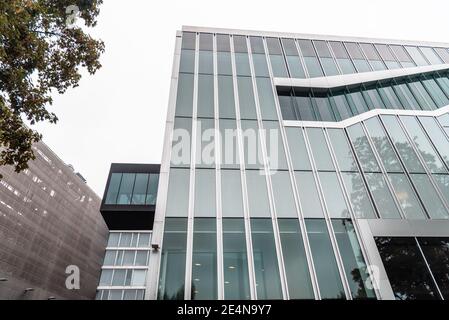 Berlin, Allemagne - 30 juillet 2019 : Ambassade du Royaume des pays-Bas à Berlin conçue par Rem Koolhaas de l'OMA Banque D'Images