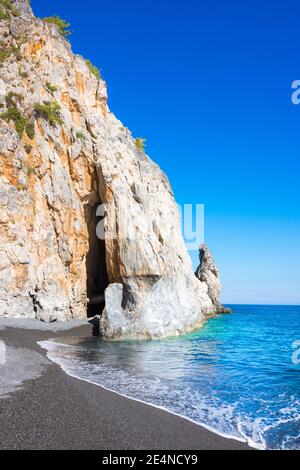 Incroyable plage de Kalogeros près d'Agia Roumeli, Chania, Crète, Grèce. Banque D'Images