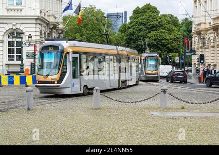 Trams sur la place Royale à Bruxelles, Belgique Banque D'Images